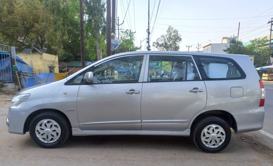 TOYOTA INNOVA G 2015