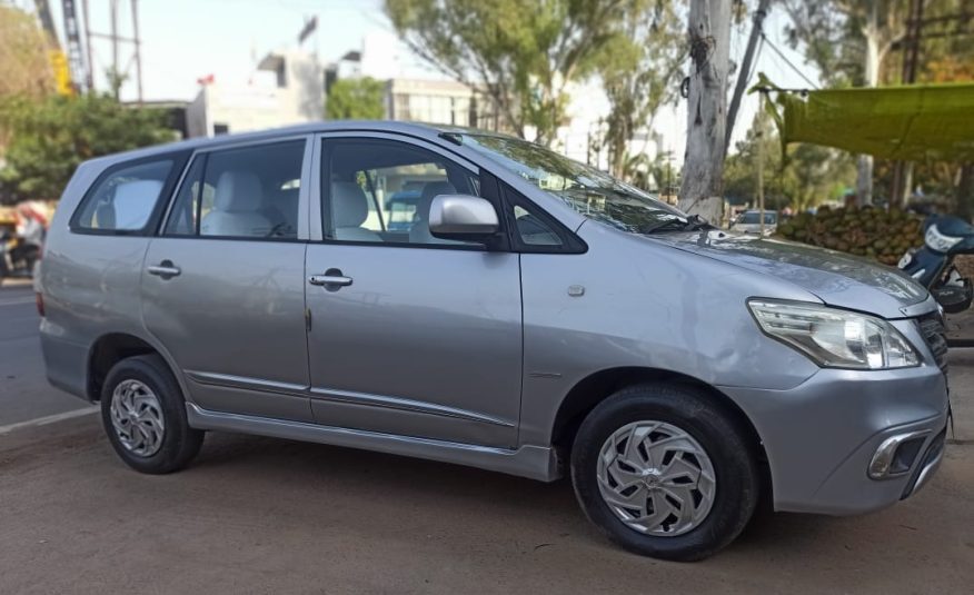 TOYOTA INNOVA G 2015
