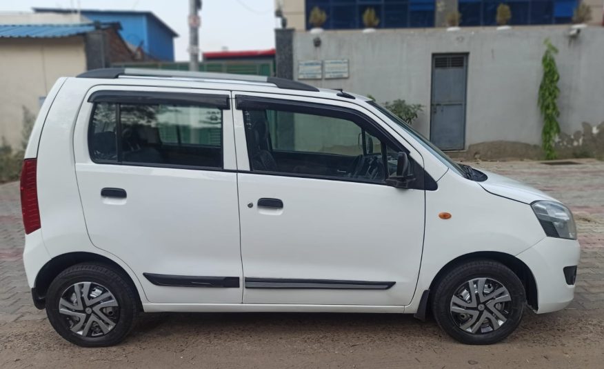 MARUTI WAGONR GRREN CNG 2018