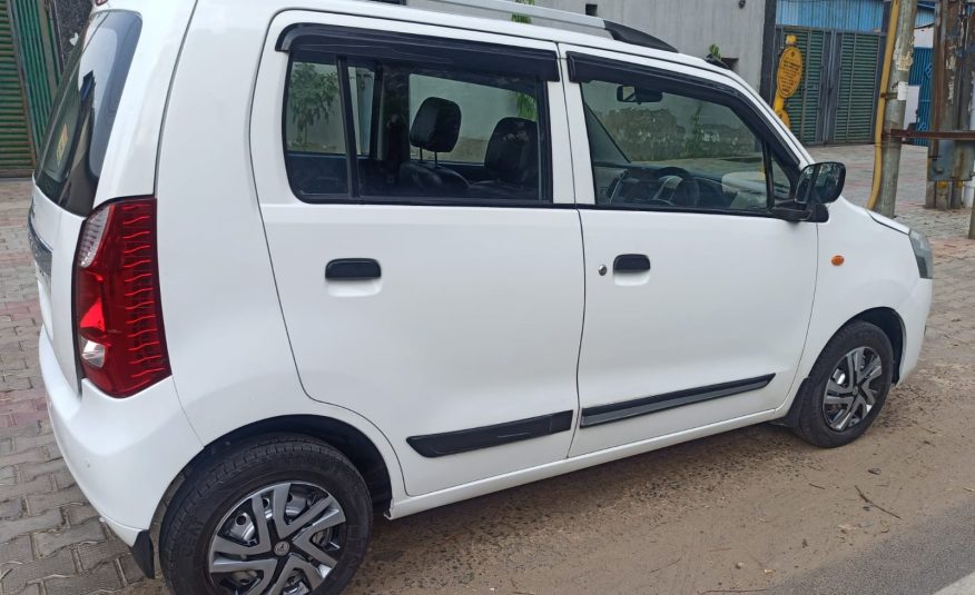 MARUTI WAGONR GRREN CNG 2018