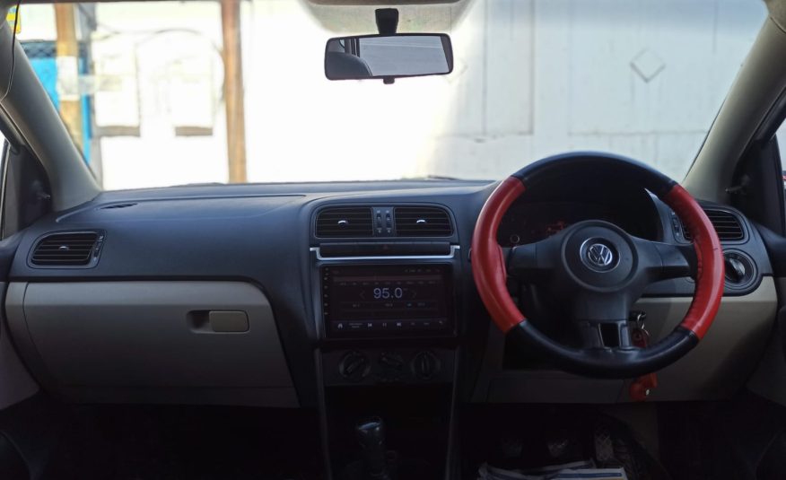 VOLKSWAGEN POLO T.LINE 2012