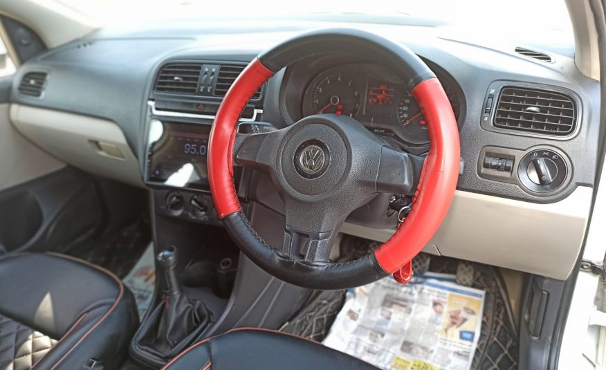 VOLKSWAGEN POLO T.LINE 2012