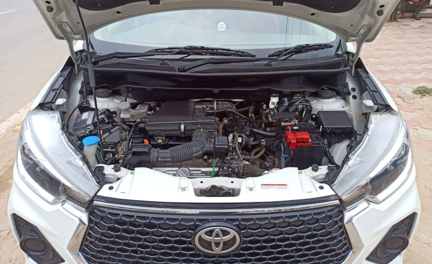 TOYOTA RUMION S CNG 2024