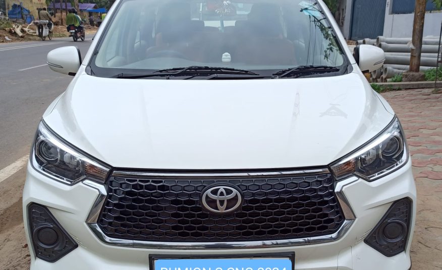 TOYOTA RUMION S CNG 2024