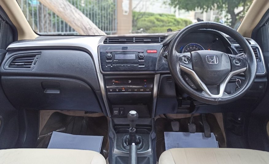HONDA CITY SV 2015