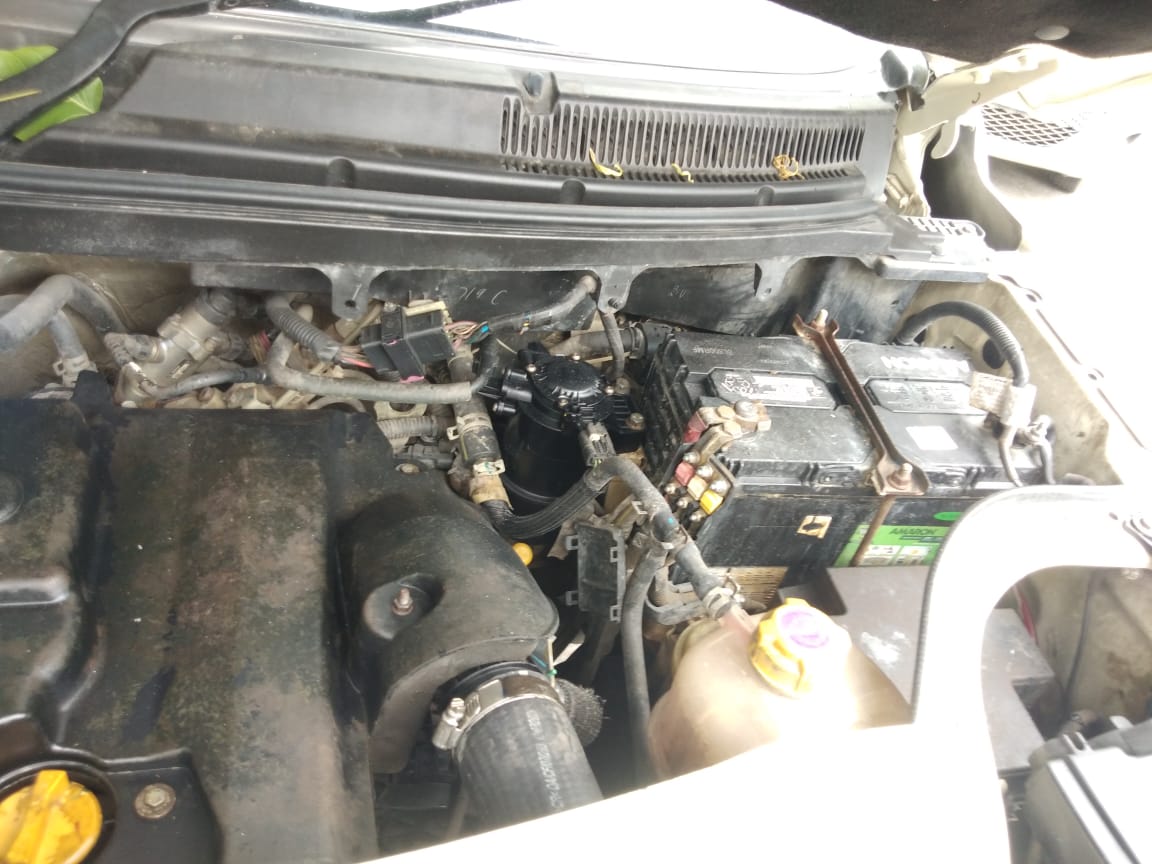 MAHINDRA TUV 300 T8 AT 2019