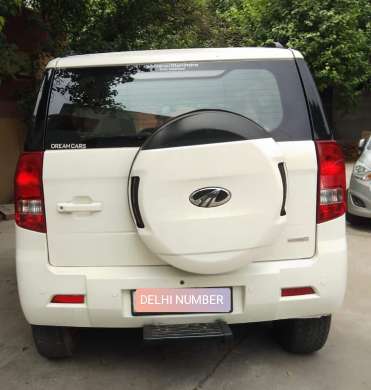 MAHINDRA TUV 300 T8 AT 2019