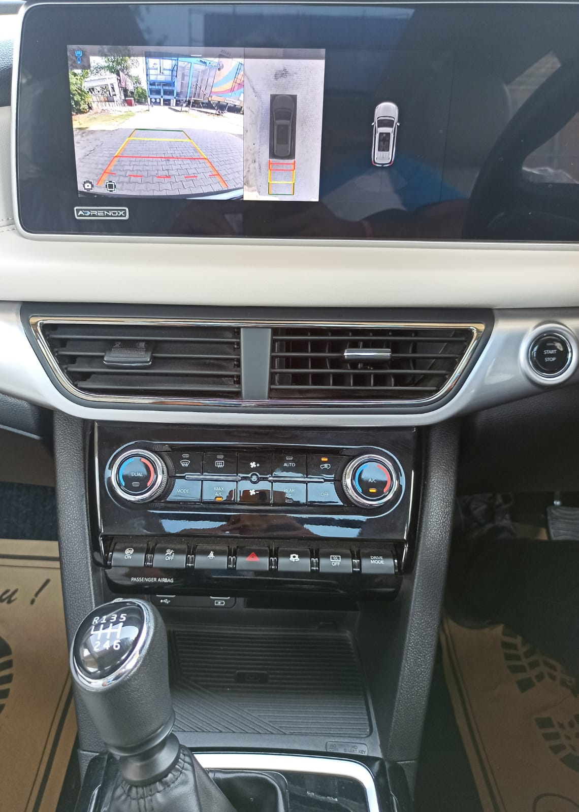 XUV700 AX7 L MT