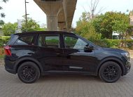 XUV700 AX7 L MT