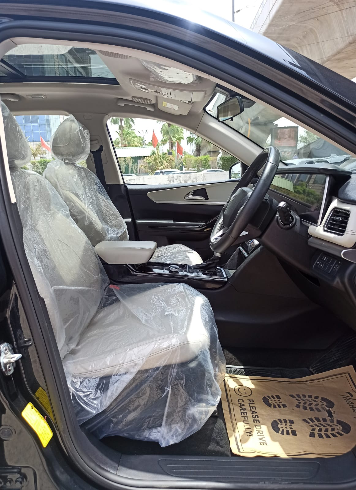 XUV700 AX7 L  AT  UNREGISTERED