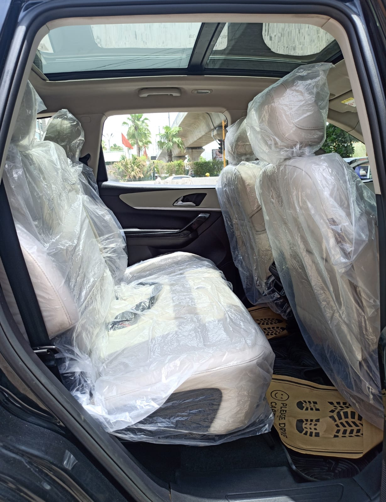 XUV700 AX7 L  AT  UNREGISTERED
