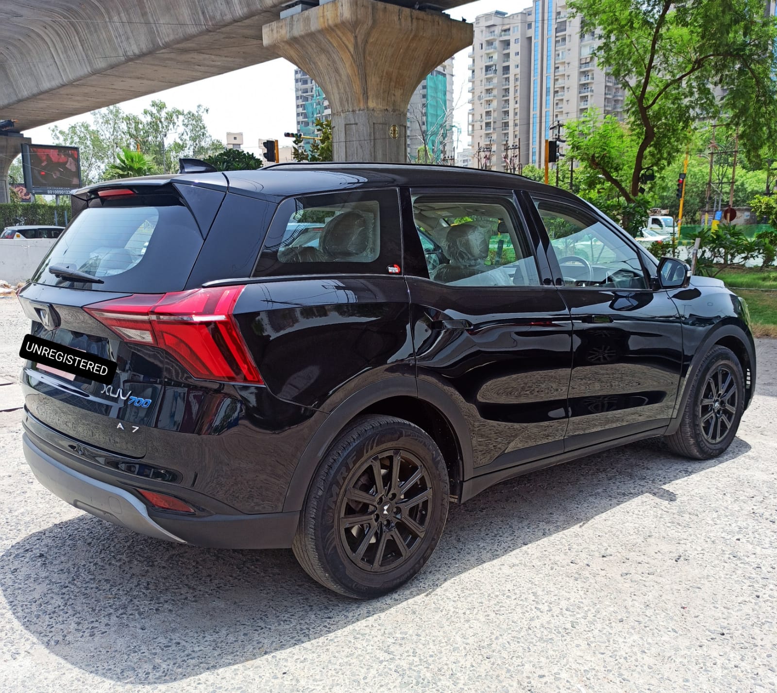 XUV700 AX7 L  AT  UNREGISTERED