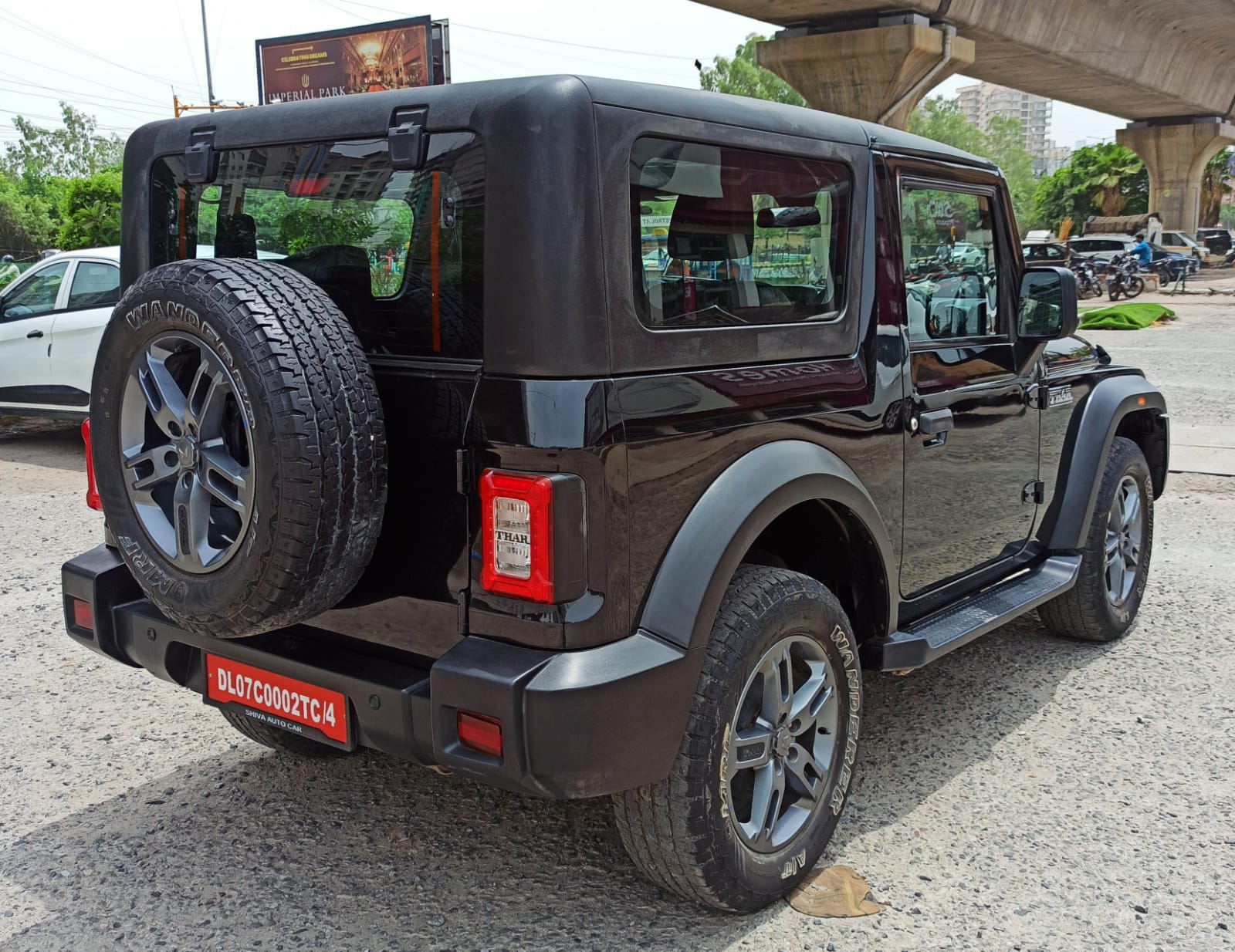 MAHINDRA THAR LX AT PETROL BLACK 2023