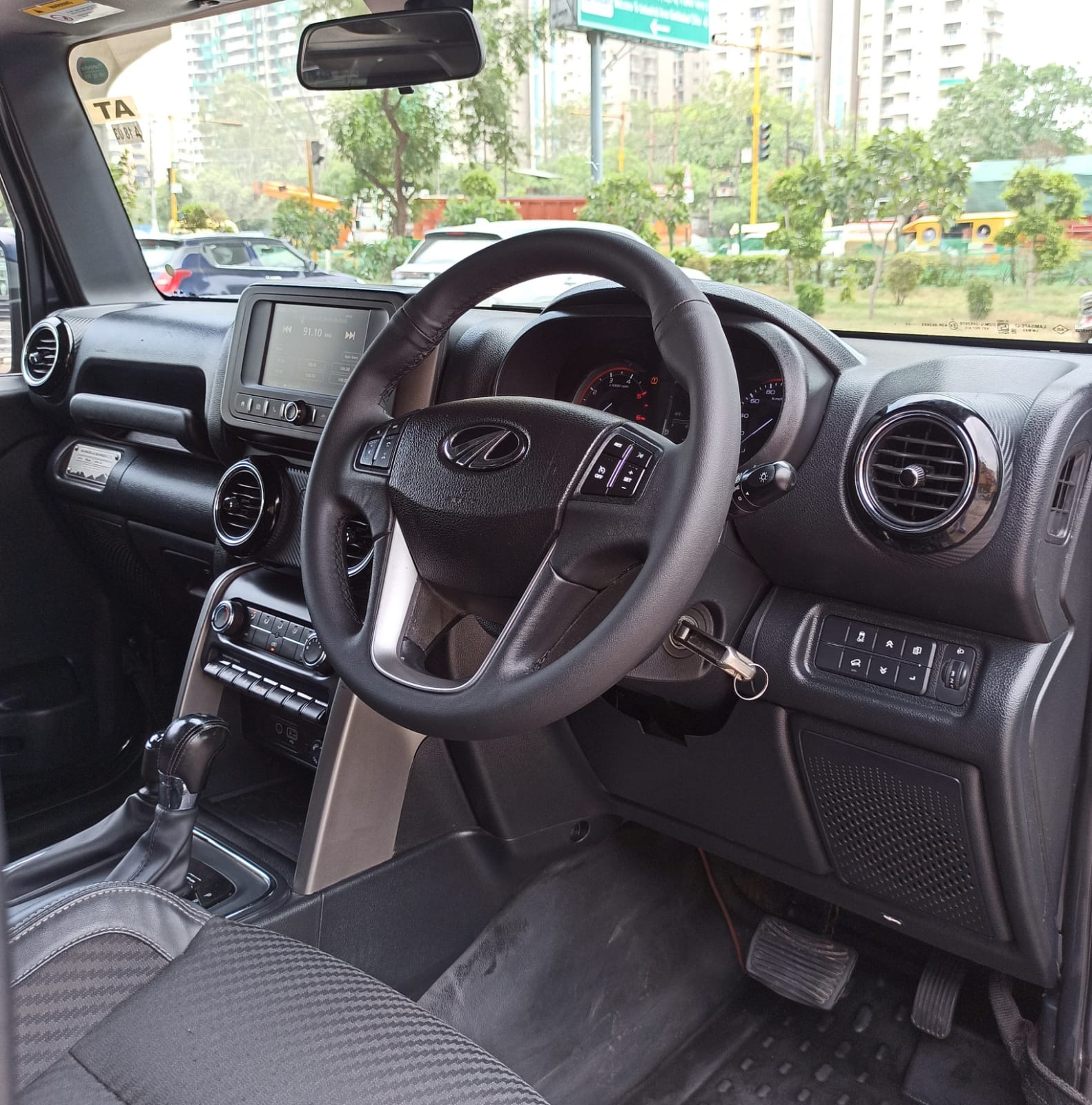 MAHINDRA THAR 4*4 LX AT DIESEL BLACK 2022