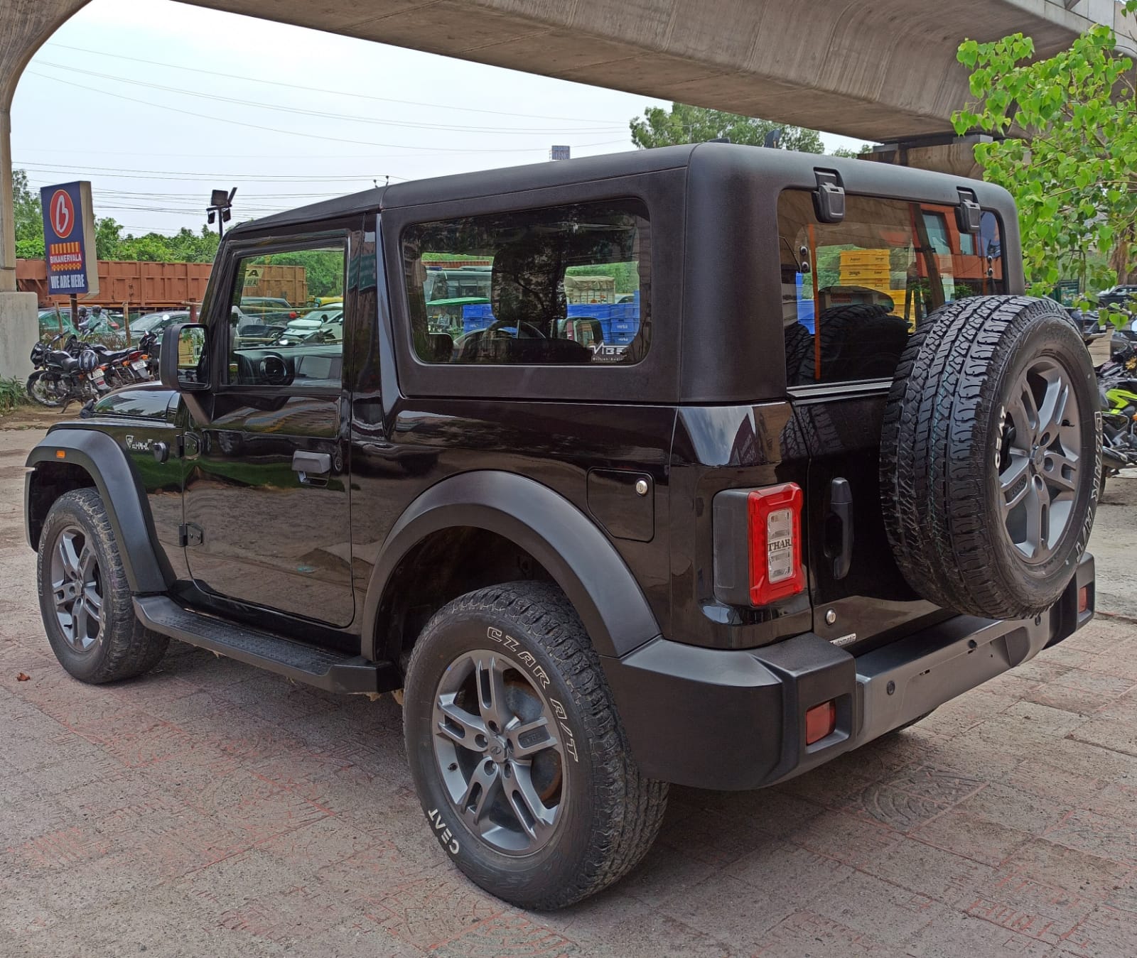 MAHINDRA THAR 4*4 LX AT DIESEL BLACK 2022