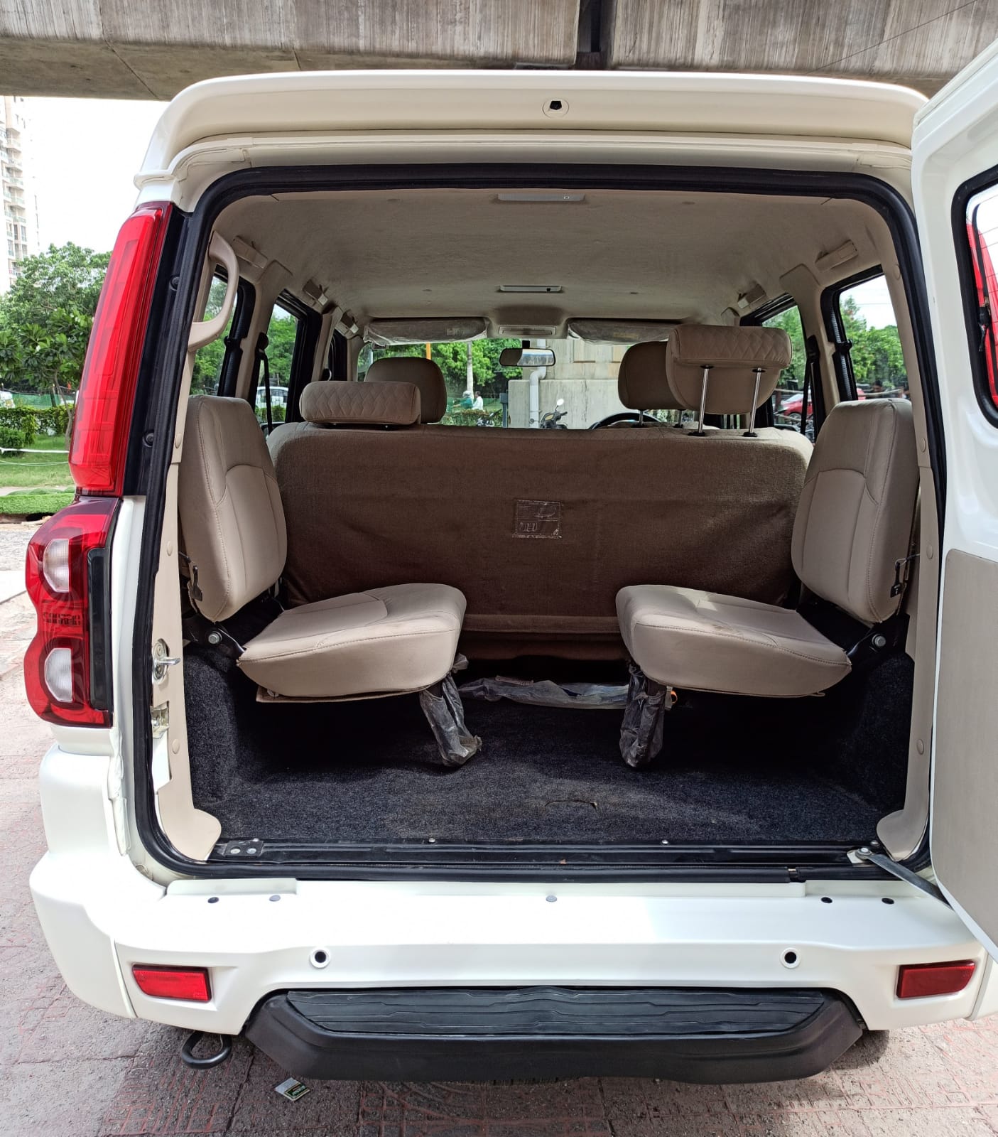 *BOOKED* SCORPIO CLASSIC S11 MT 29700