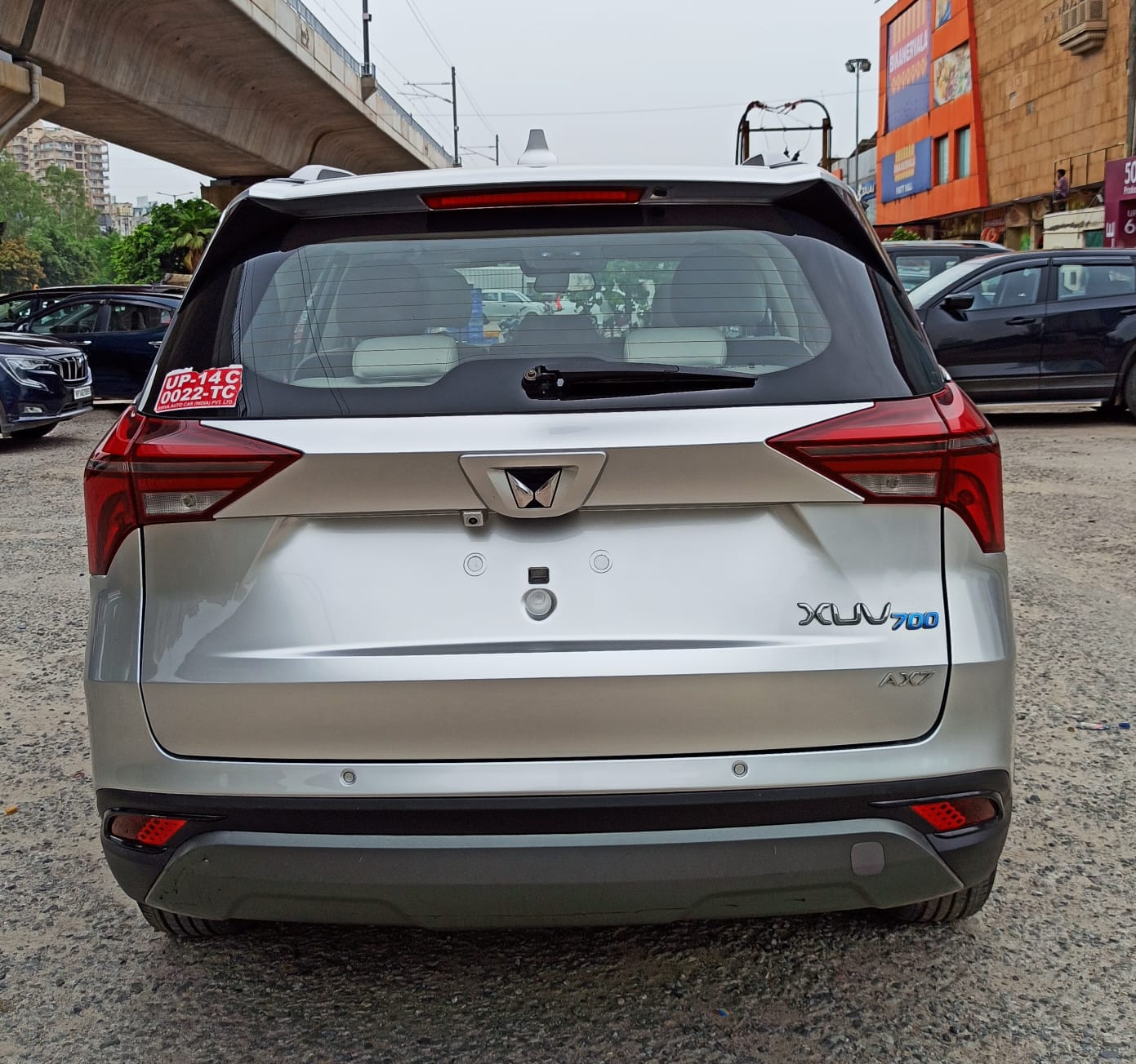 MAHINDRA XUV 700 AX7 L DIE. MT