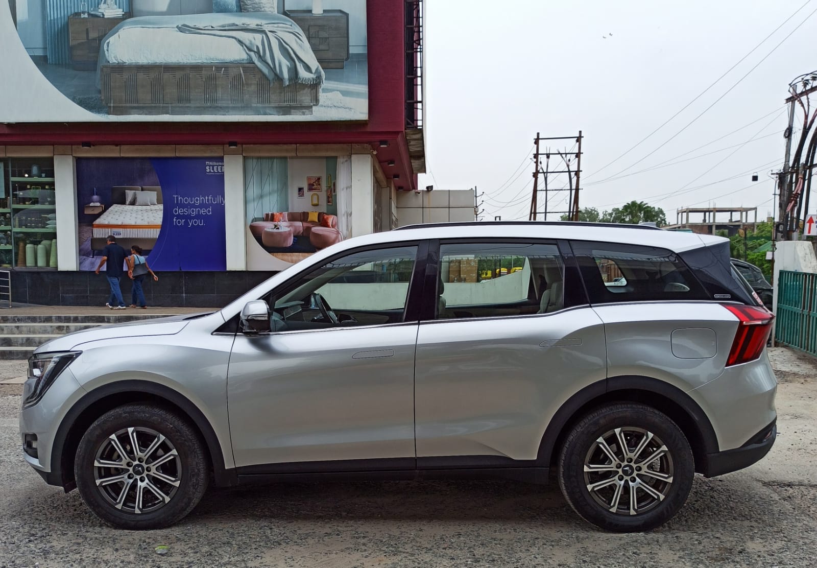 MAHINDRA XUV 700 AX7 L DIE. MT