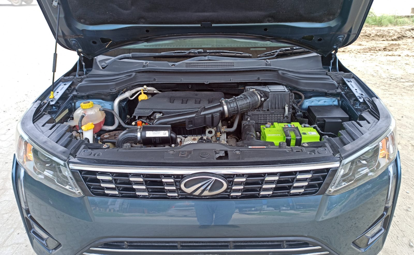 MAHINDRA XUV 300 W8 OPT. AT PETROL AQUA MAREEN 2021