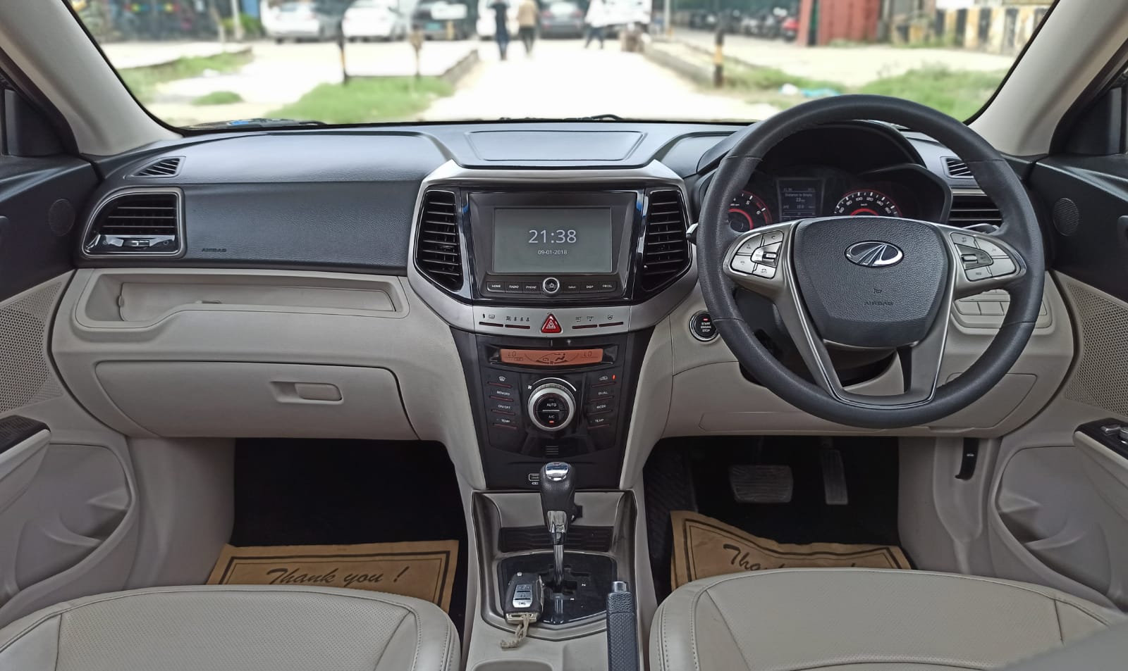 MAHINDRA XUV 300 W8 OPT. AT PETROL AQUA MAREEN 2021